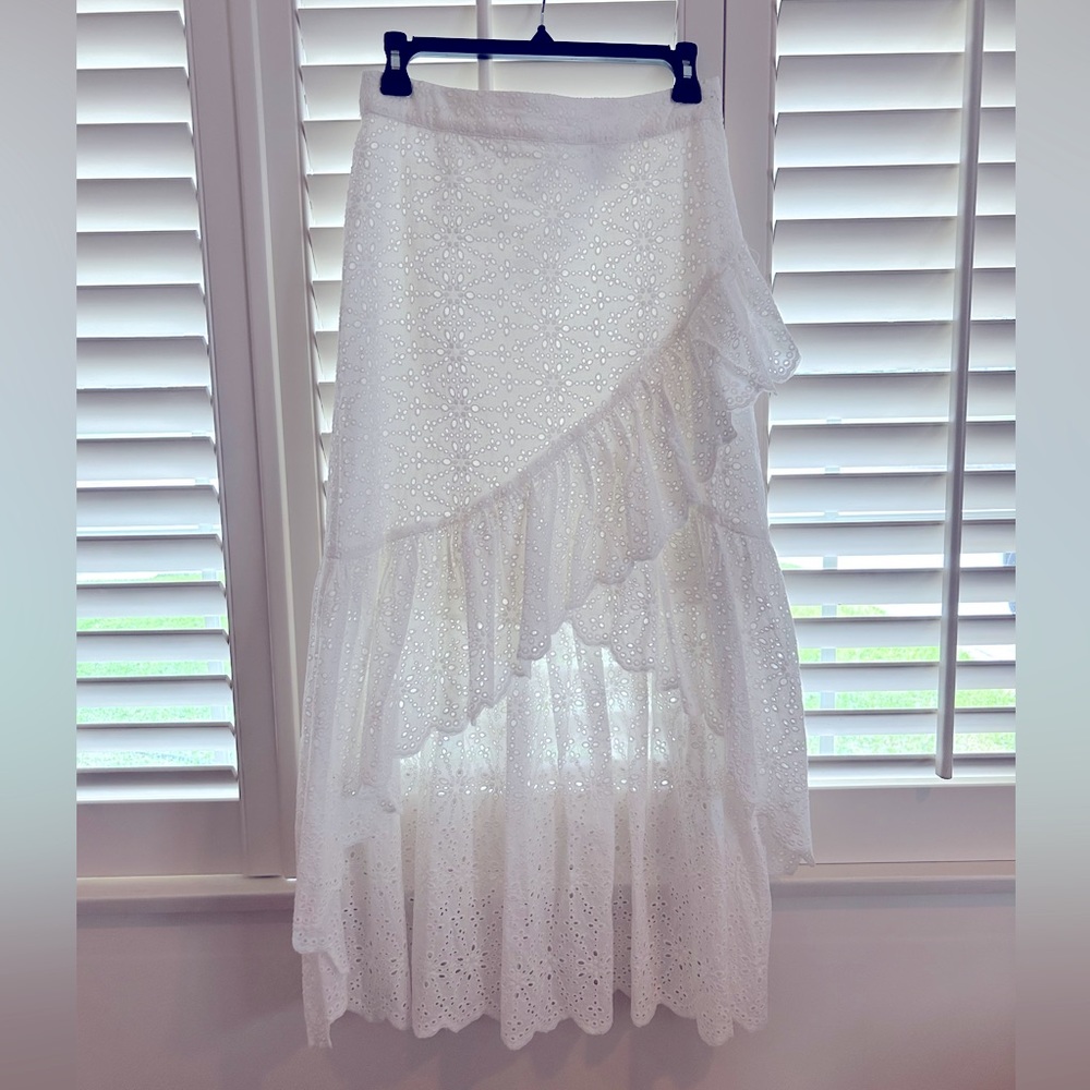 Eyelet white skirt - NWT